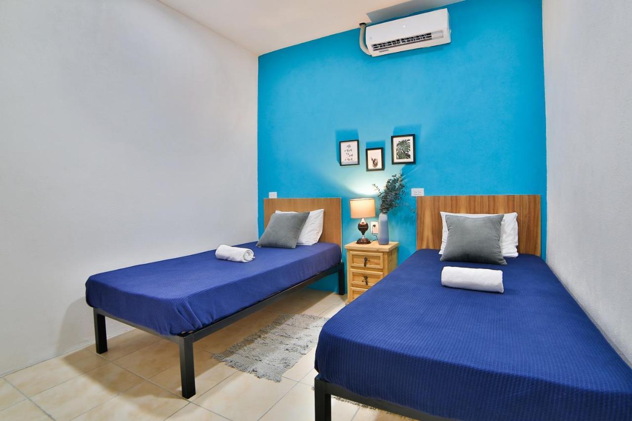Hostal Ten To Ten Πουέρτο Βαγιάρτα Εξωτερικό φωτογραφία
