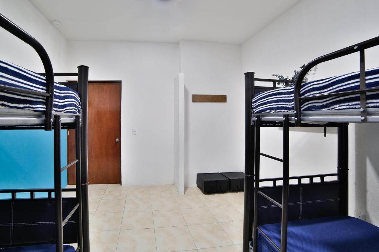 Hostal Ten To Ten Πουέρτο Βαγιάρτα Εξωτερικό φωτογραφία